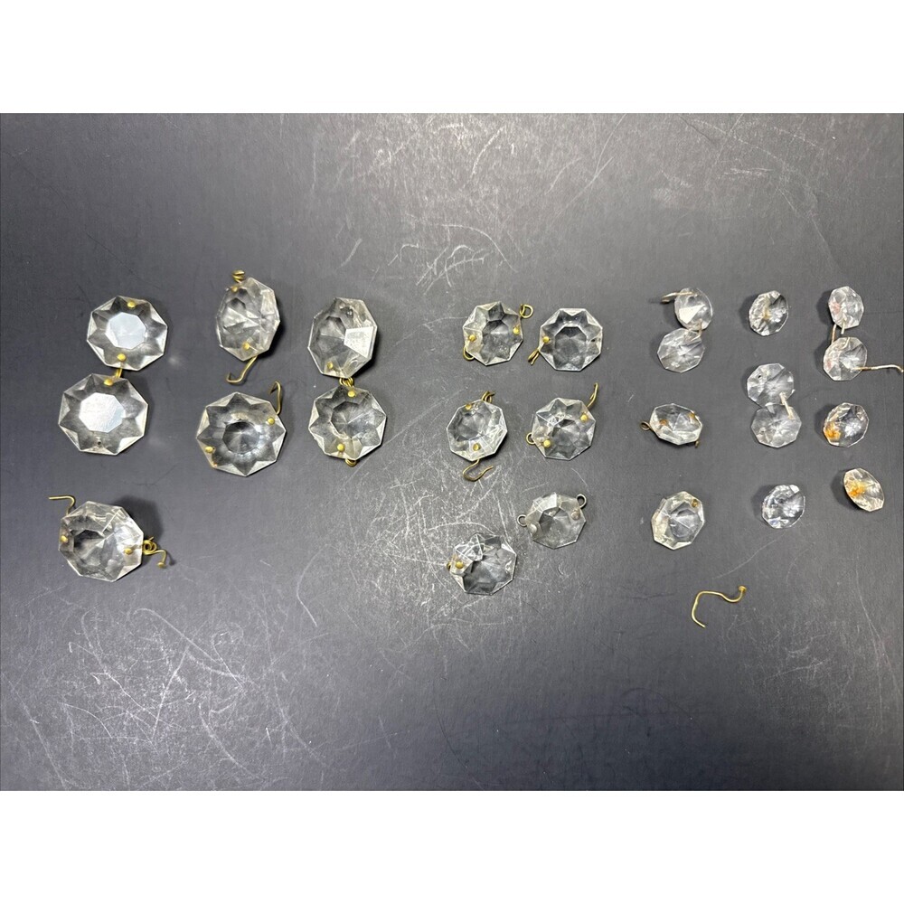Vtg 25 Assorted Sizes Crystal Chandelier Octagon Prisms Glass Lamp Parts K3